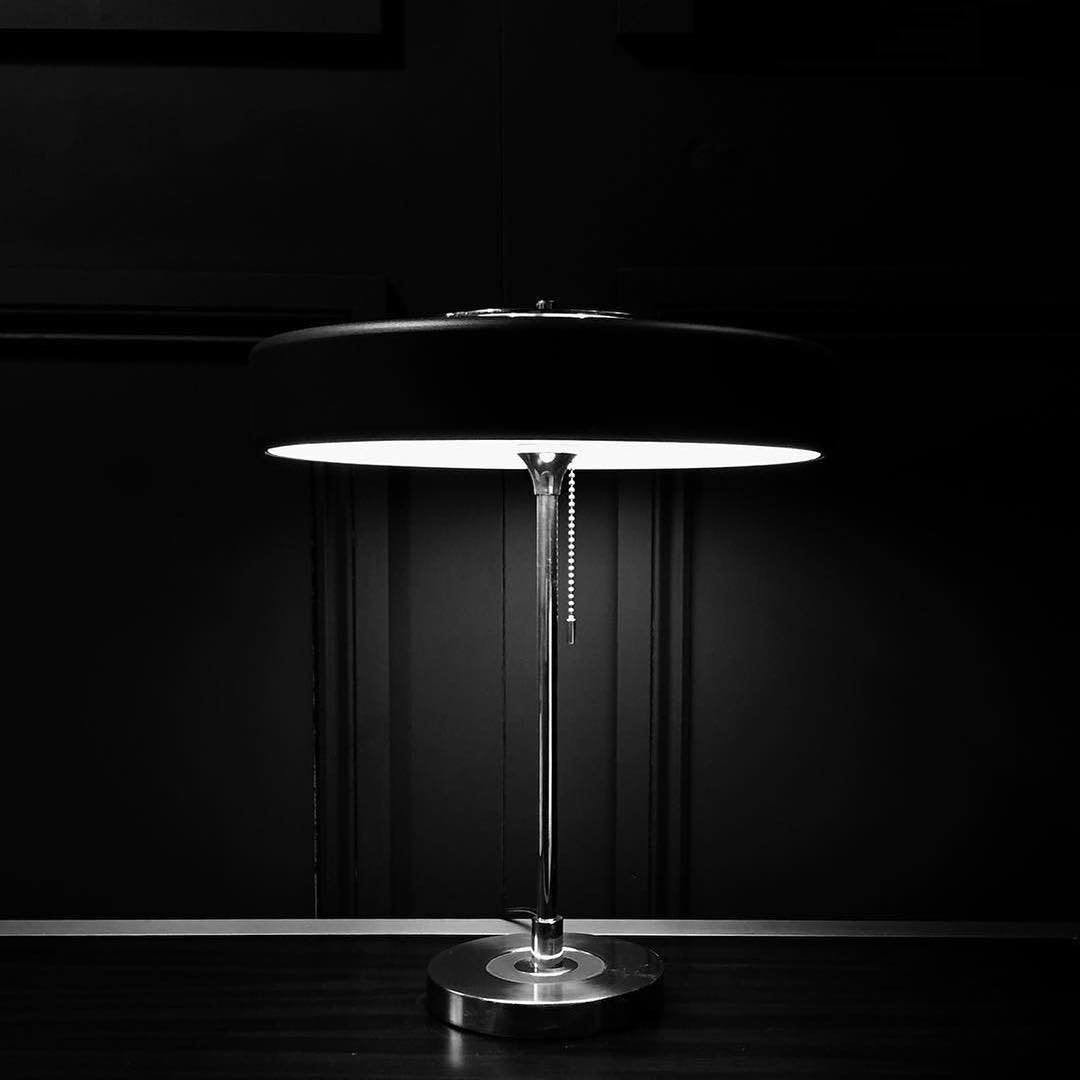 Ivymo Table Lamp