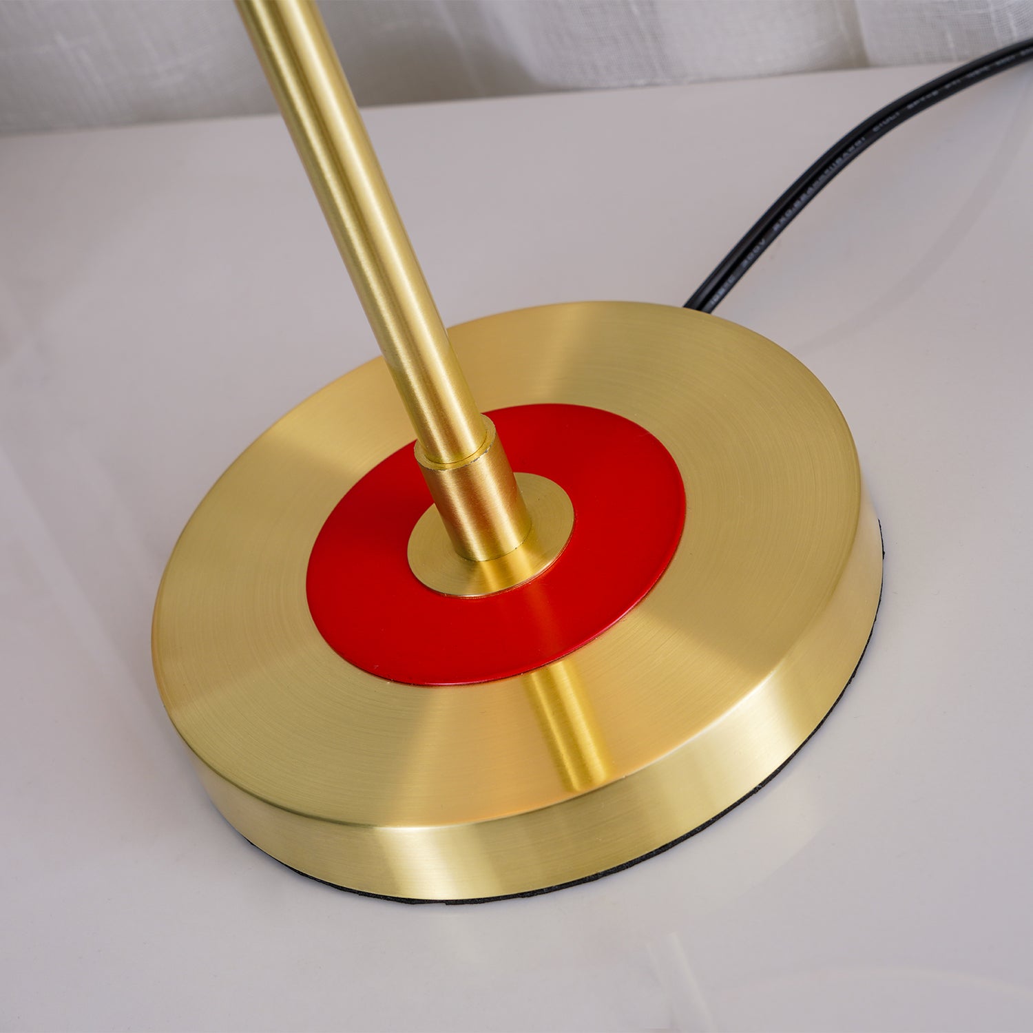 Ivymo Table Lamp