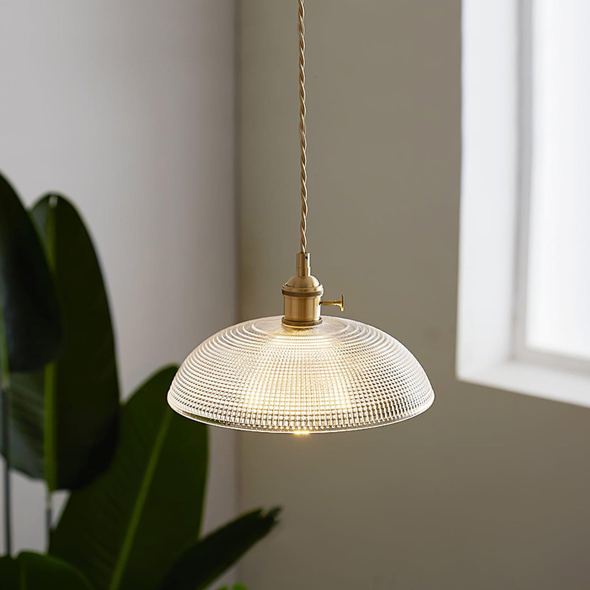 Ribbed Spiral Pendant Light – detail 3