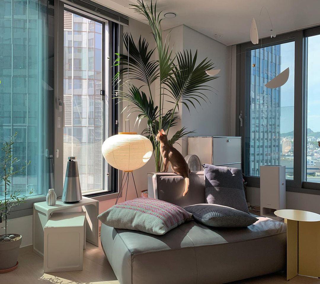 Finiford Floor Lamp