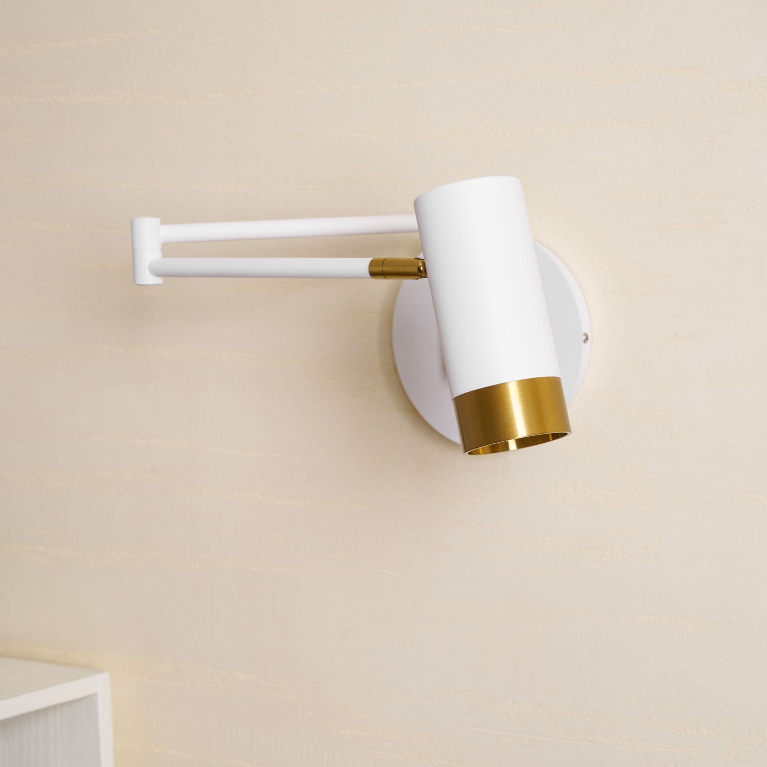 Soraon Linear Wall Light