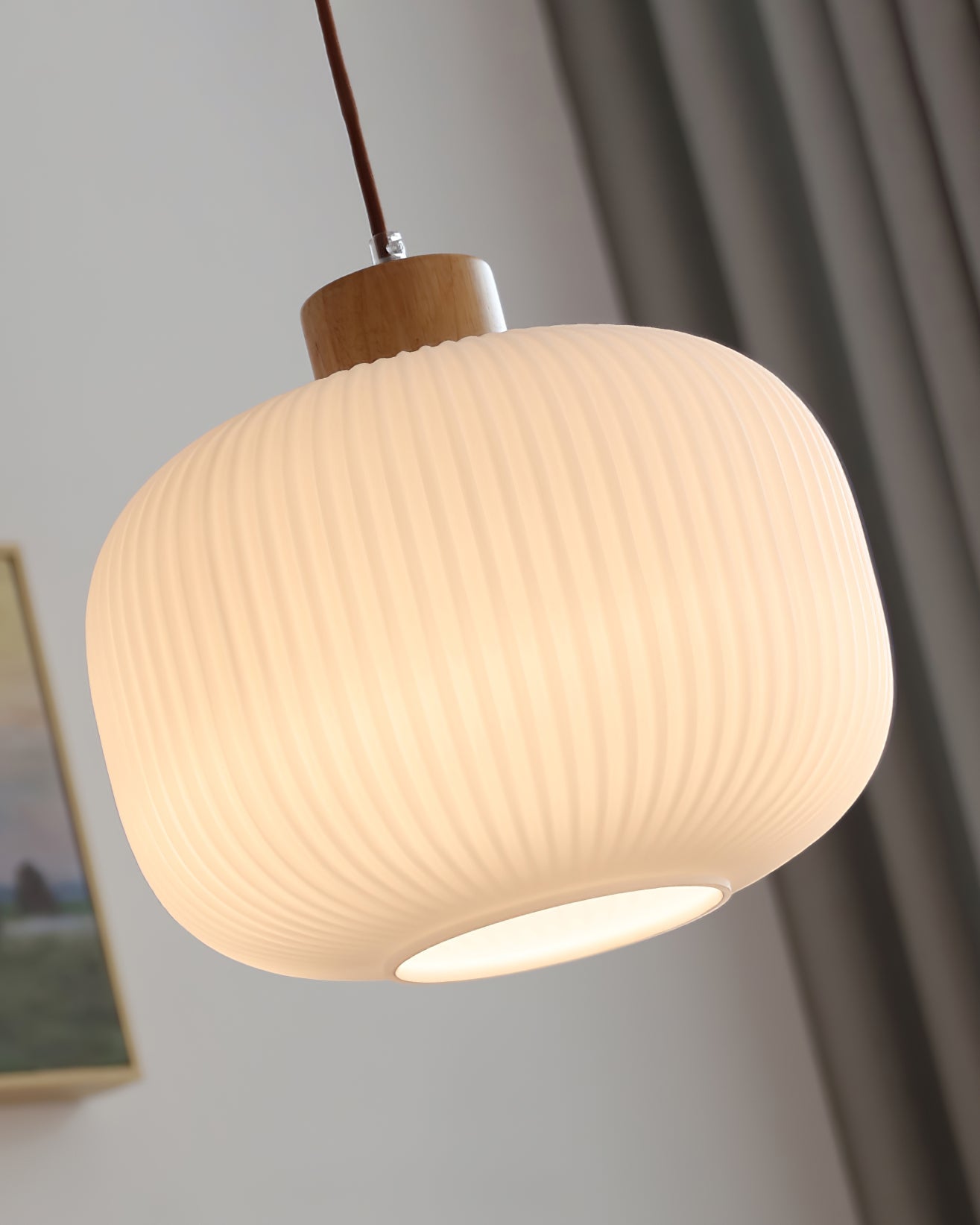 Pavale Ribbed Pendant Light