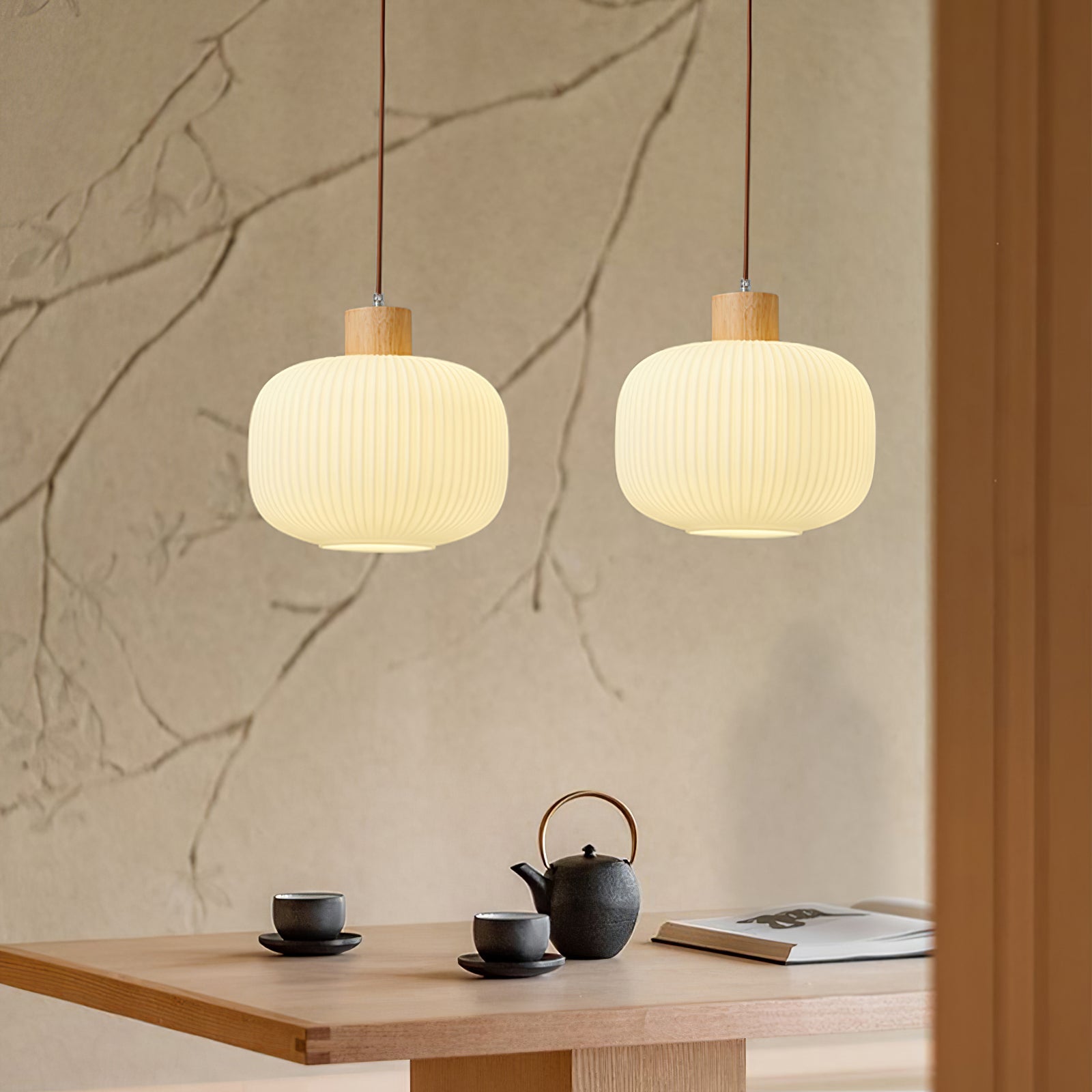Finwyn Ribbed Pendant Light