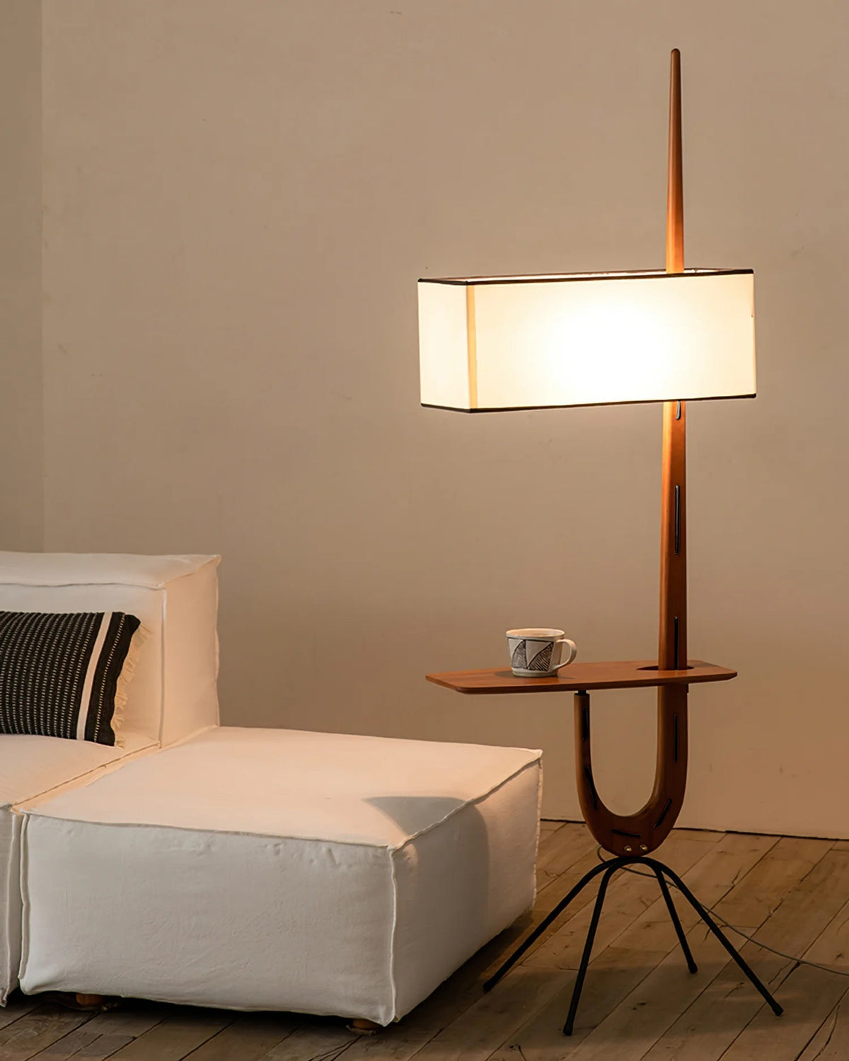 Nolri Floor Lamp