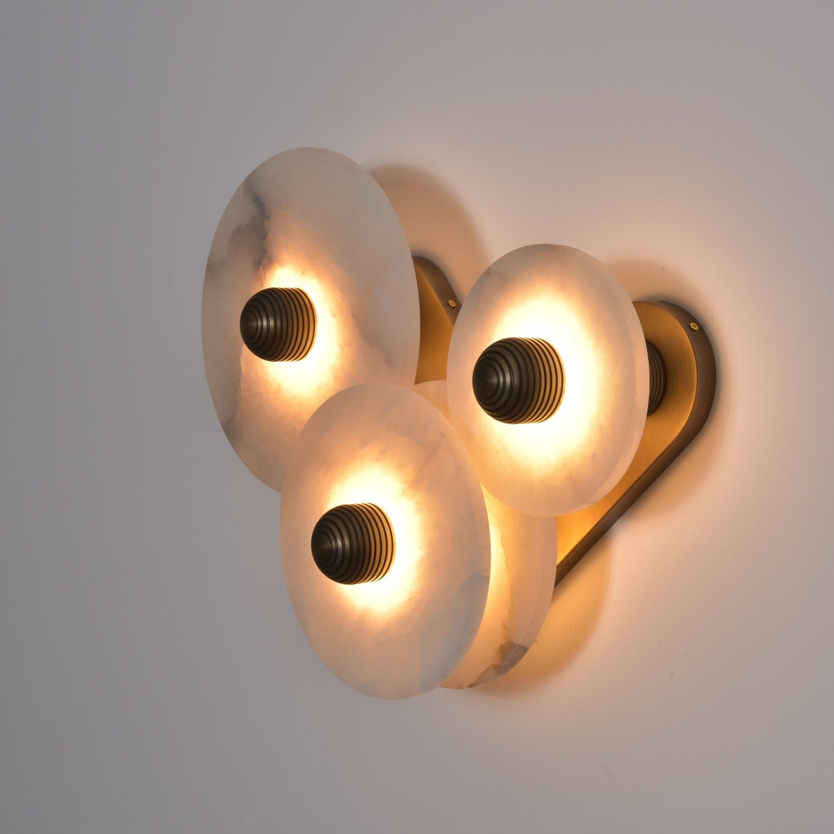 Nayra Alabaster Wall Lamp – detail 40