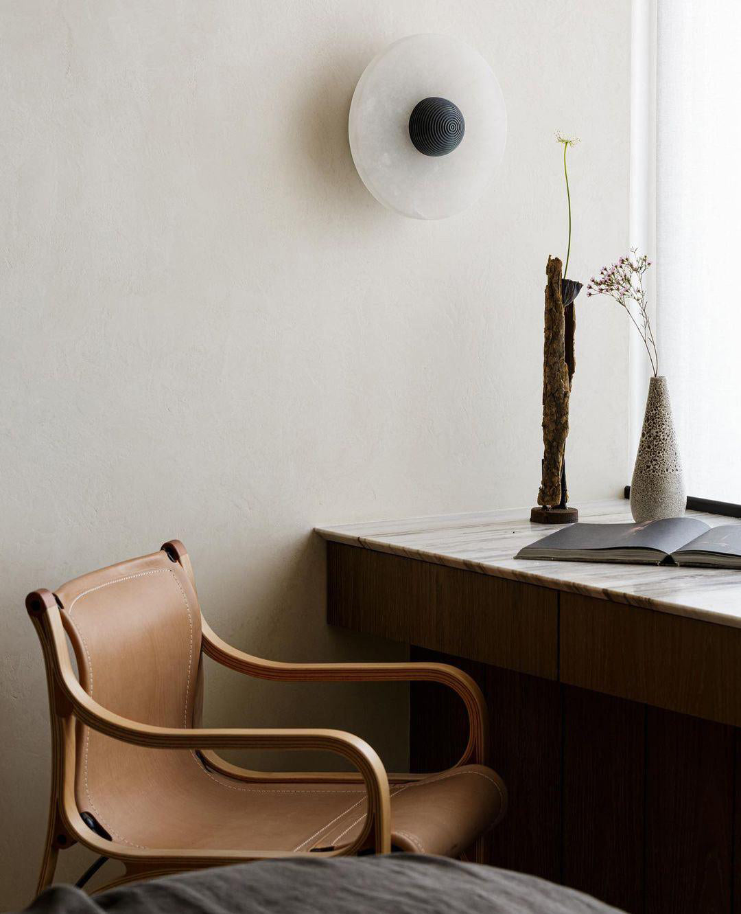 Jorliey Round Wall Light