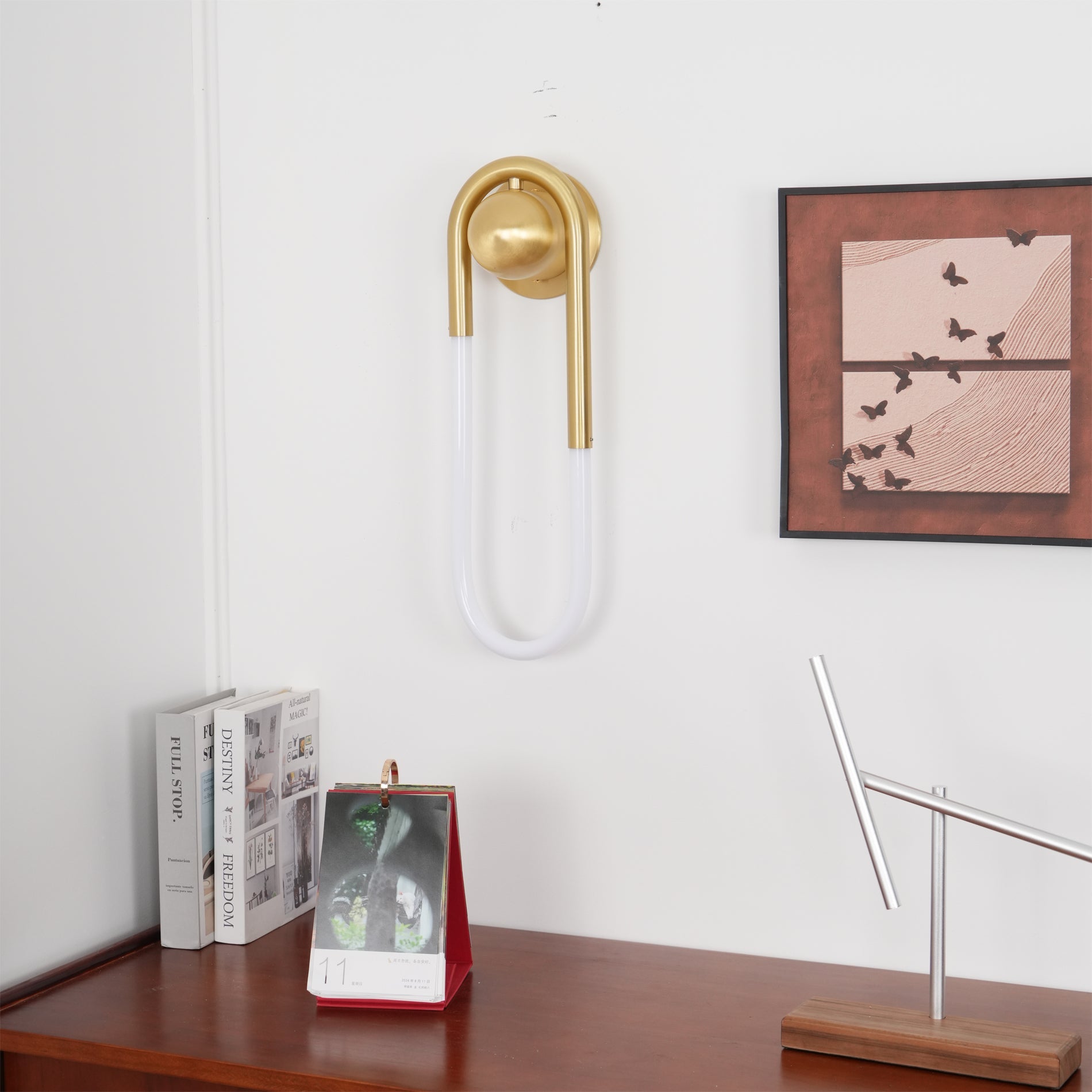 Macove Loop Wall Light