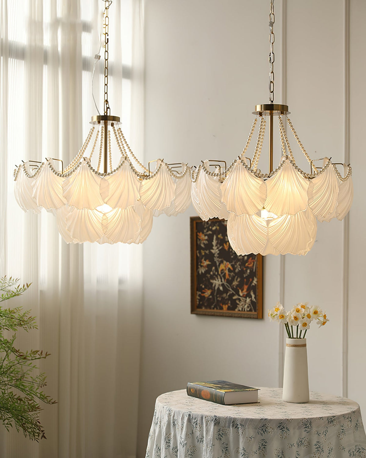 Scallop Shell Chandelier – detail 5