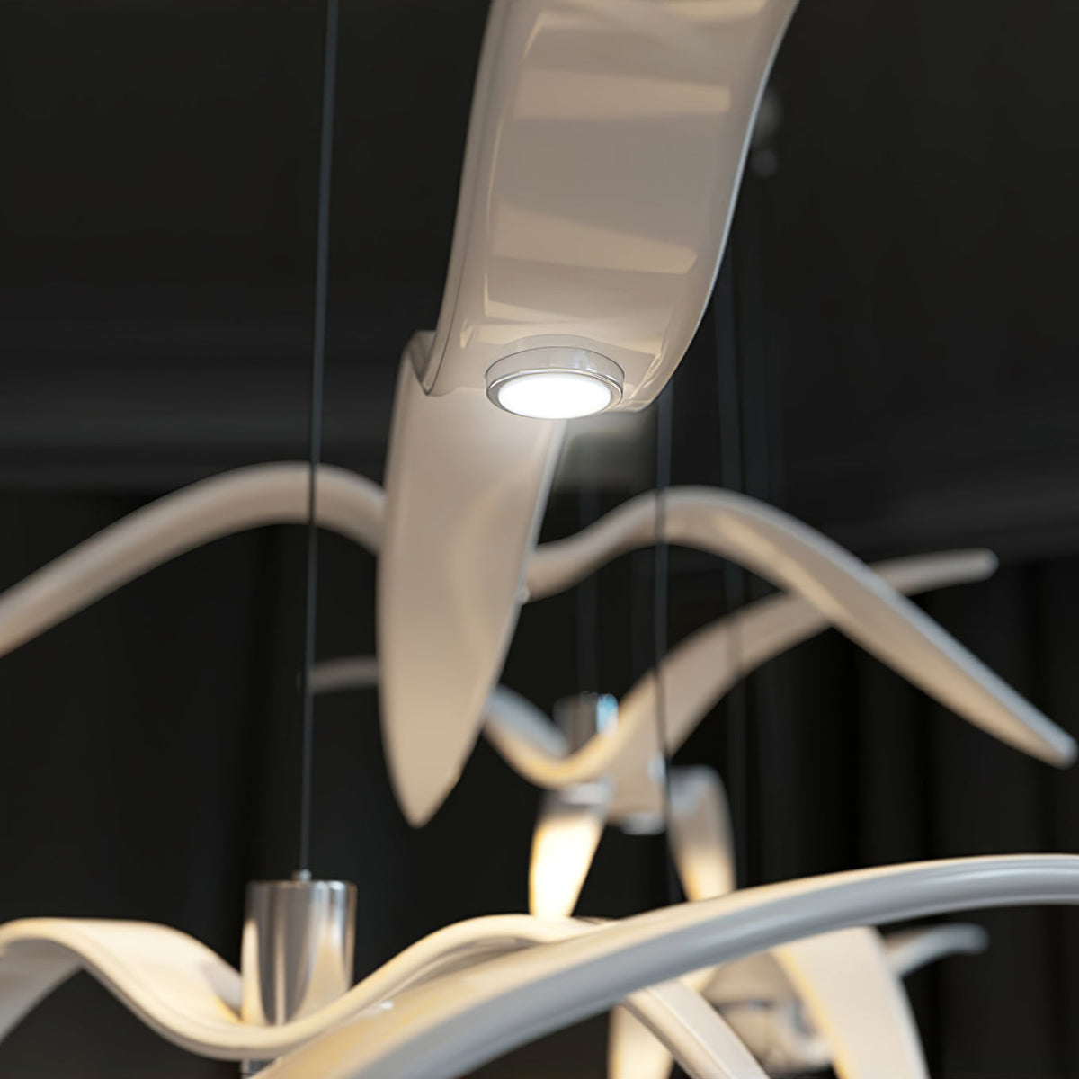 Noaliko Bird Pendant Light