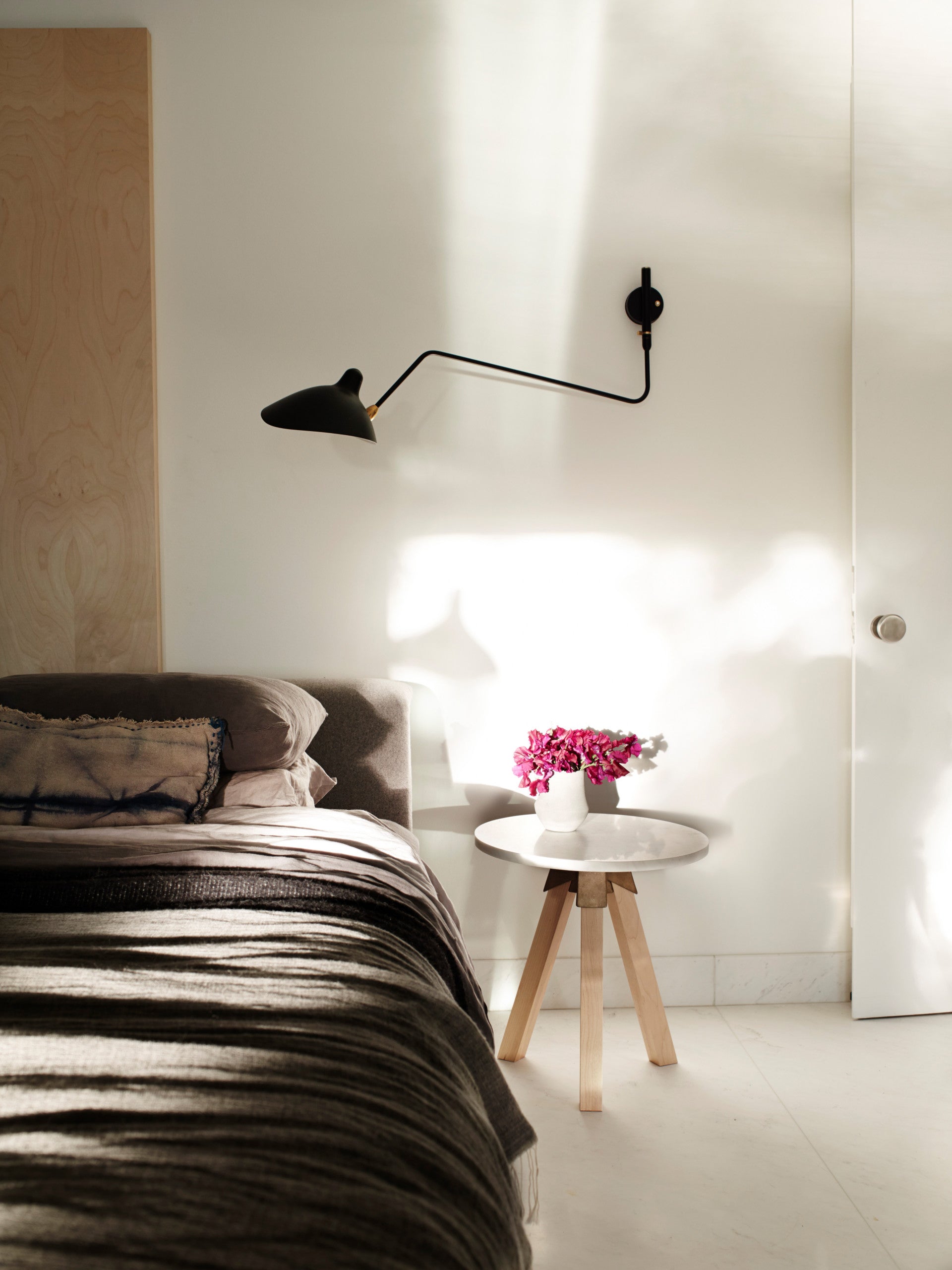 Noani Adjustable Wall Light
