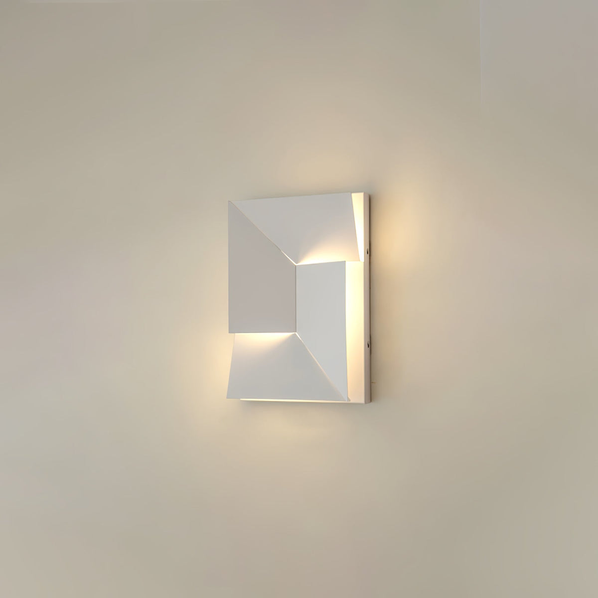 Mellenus Geometric Wall Light