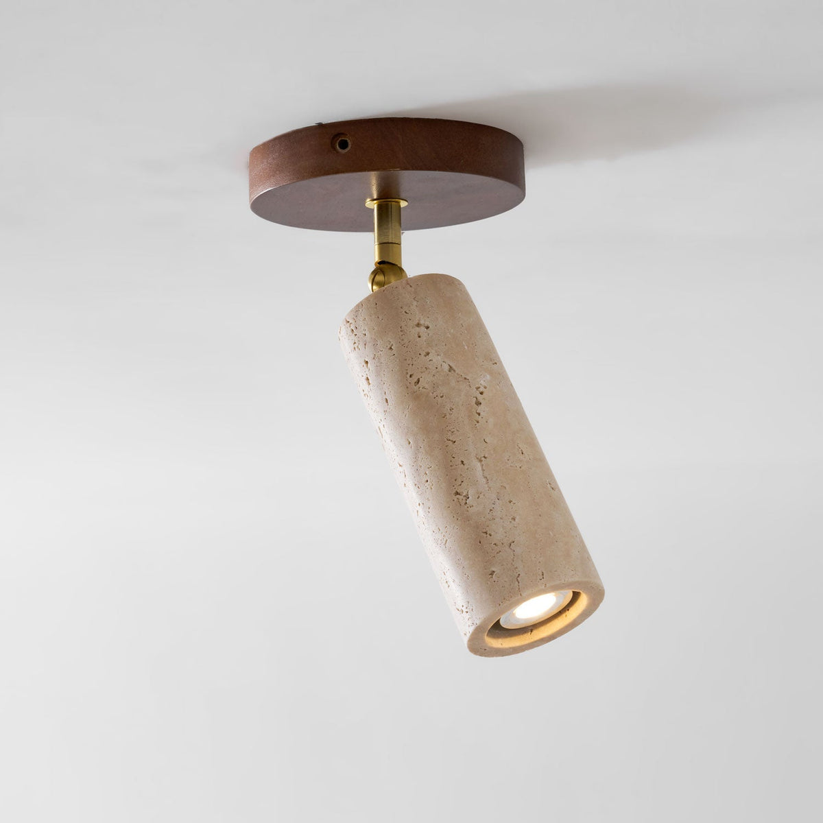 Solis Stone Spotlight – detail 25