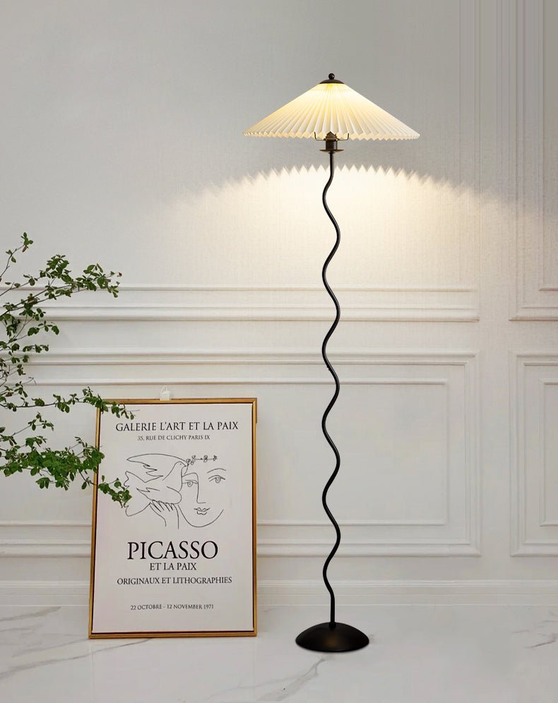 Doveorio Wavy Floor Lamp