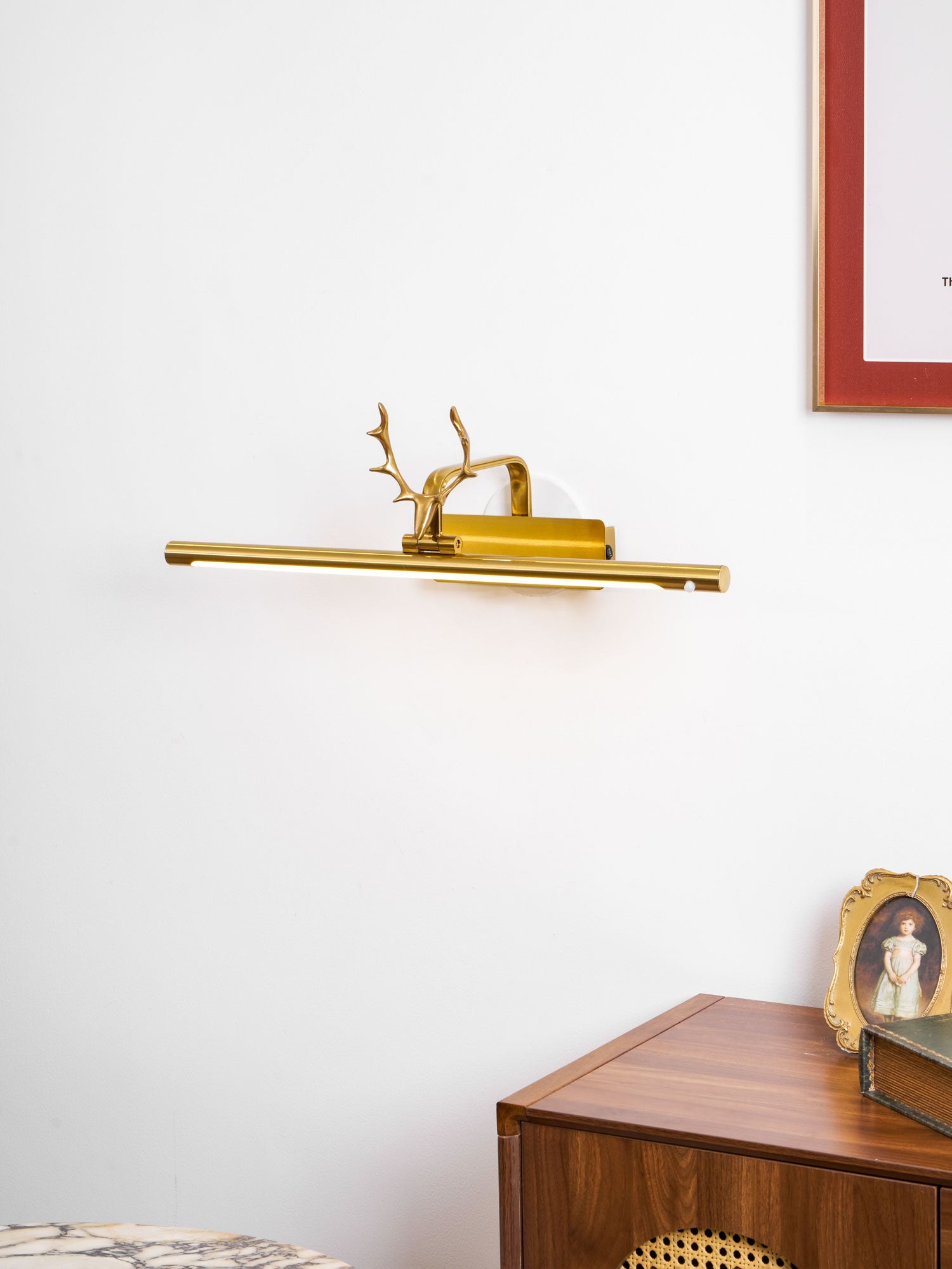 Rioay Stag Horn Wall Light
