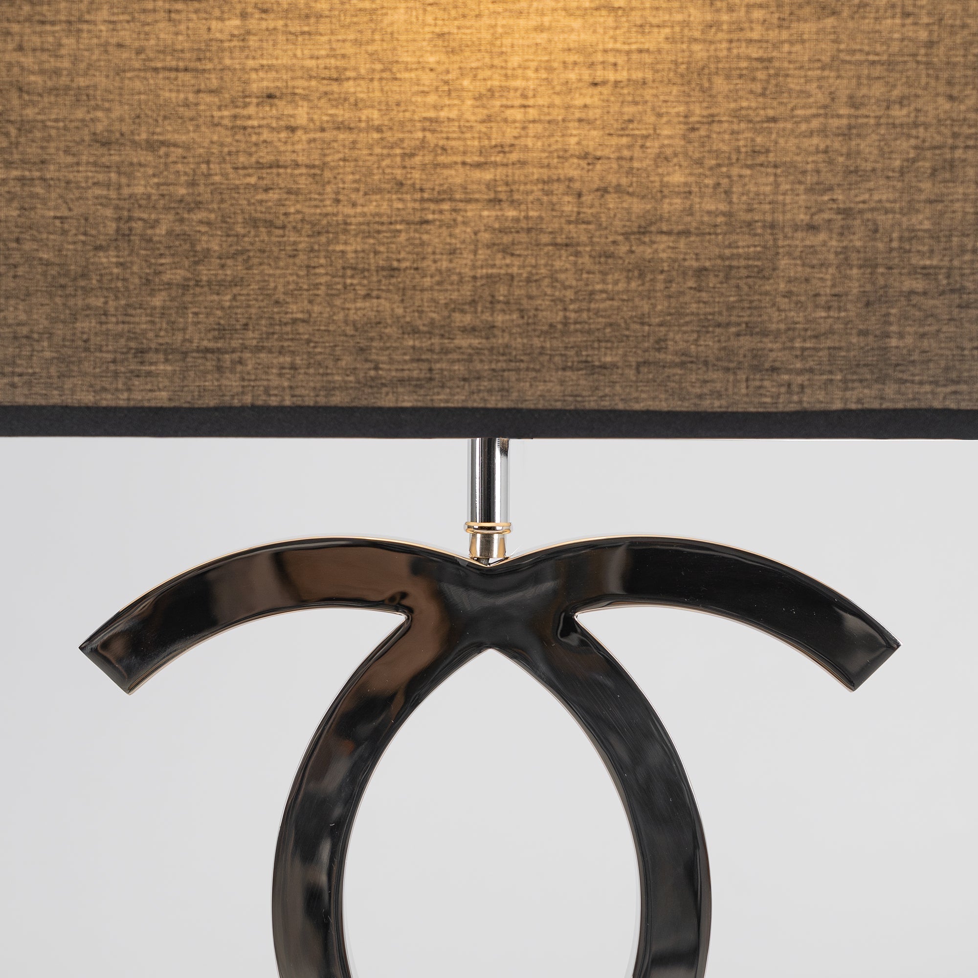 Alve Table Lamp
