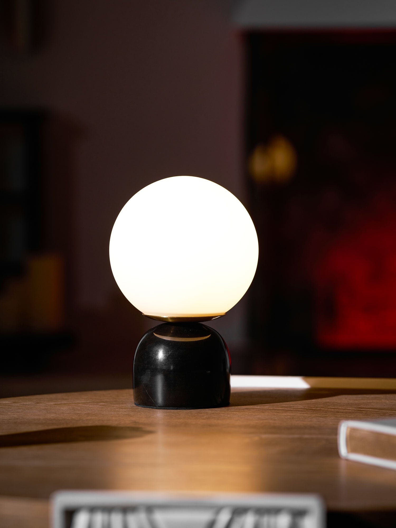 Okavo Globe Table Lamp
