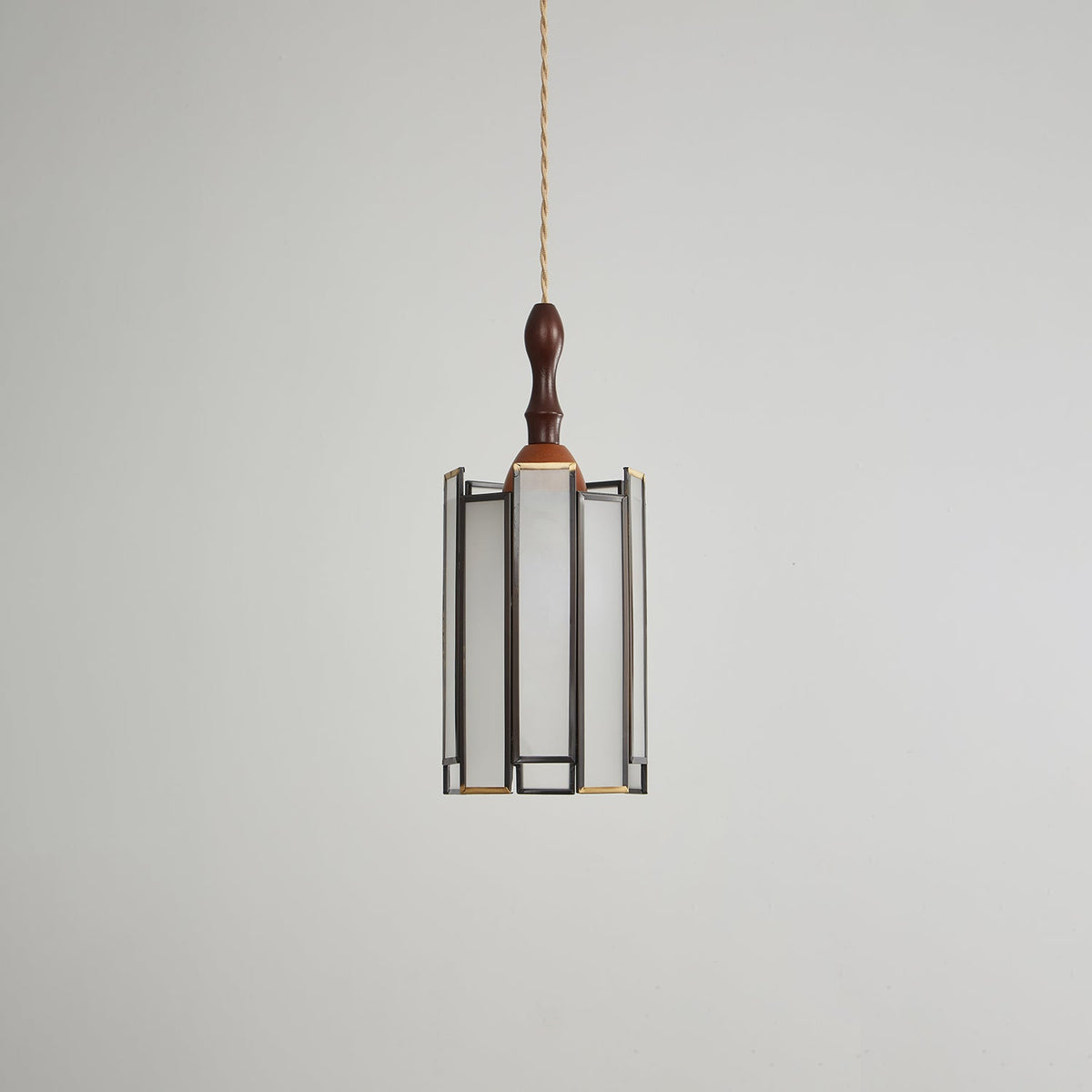 Tiffany Stained Glass Pendant Lamp - Vakkerlight