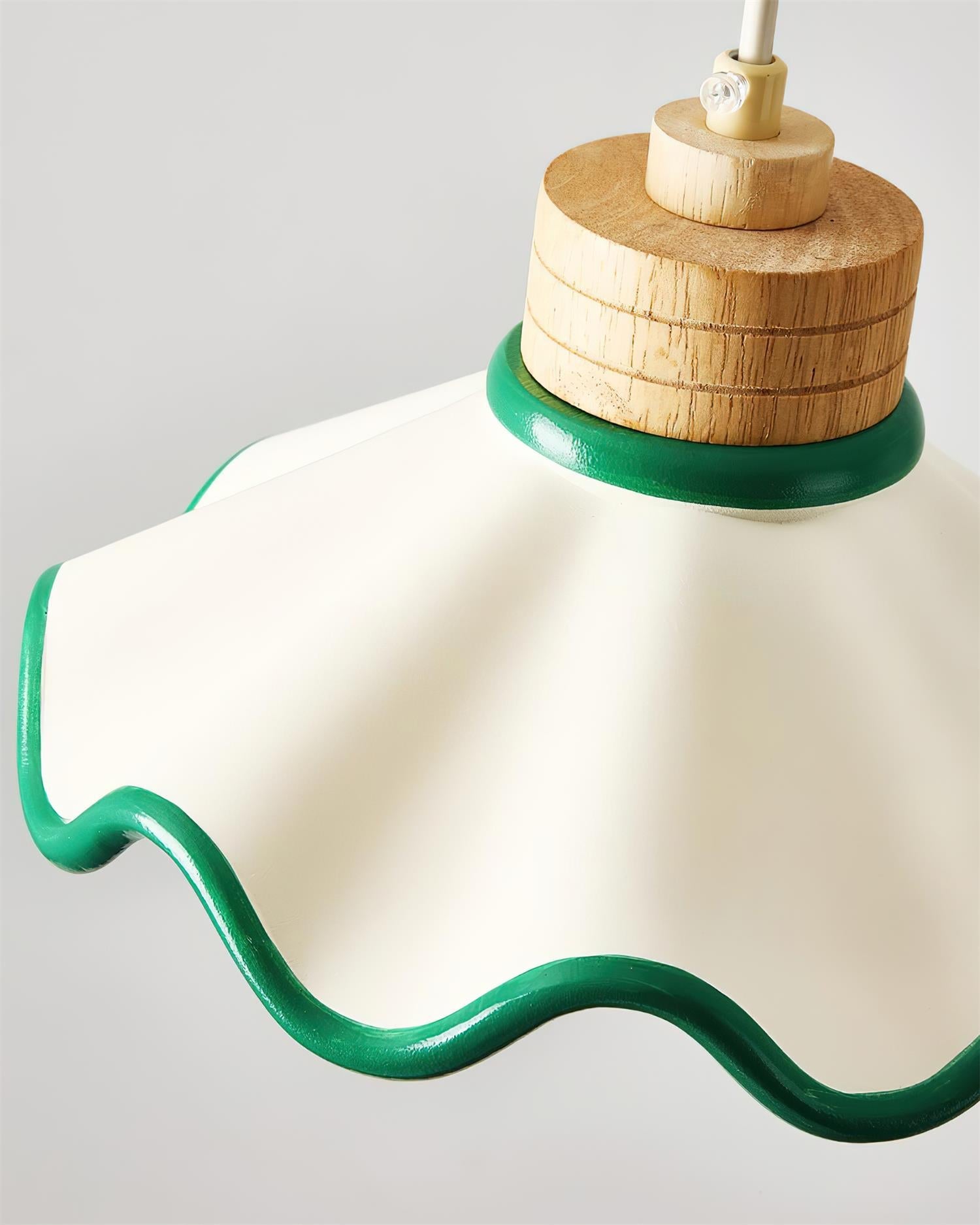 Halenoal Scalloped Pendant Light