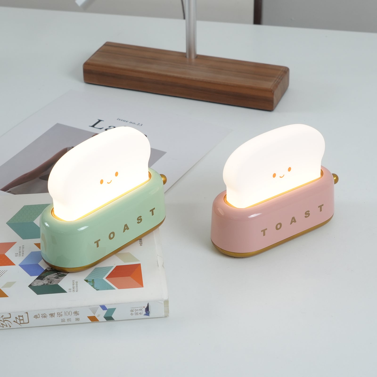 Zanden Toaster Table Lamp