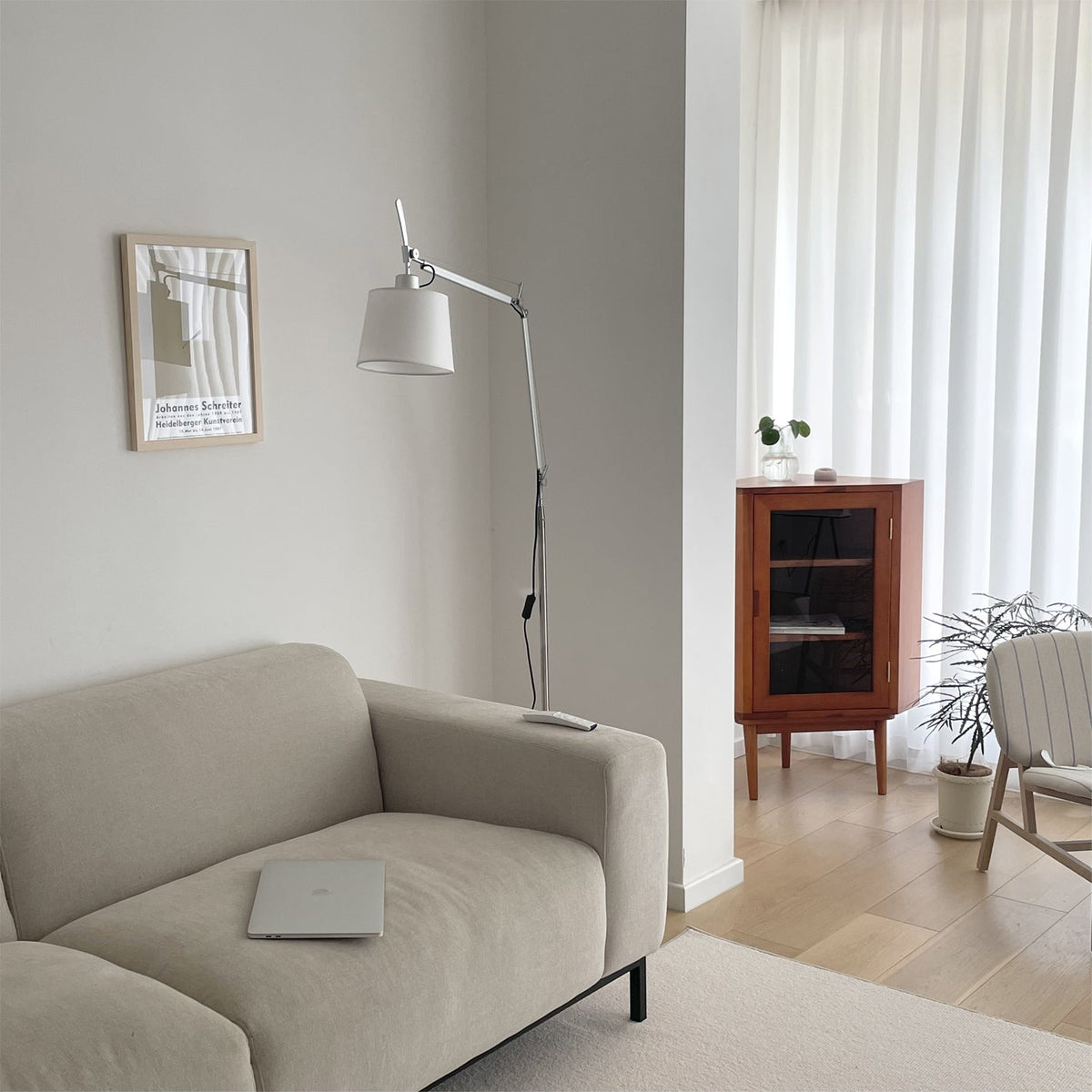 Modern Classic Floor Lamp – detail 5