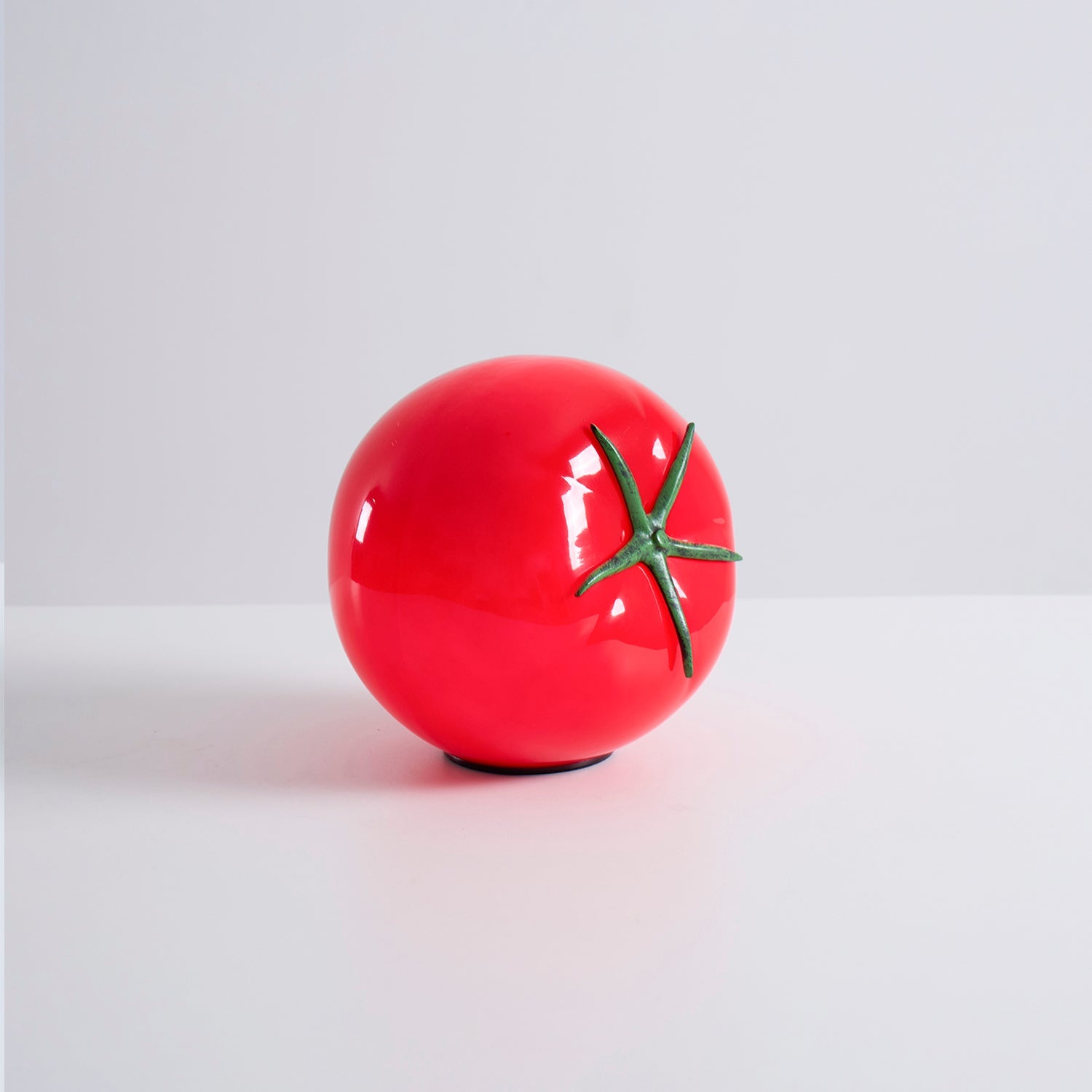 Halearey Tomato Table Lamp
