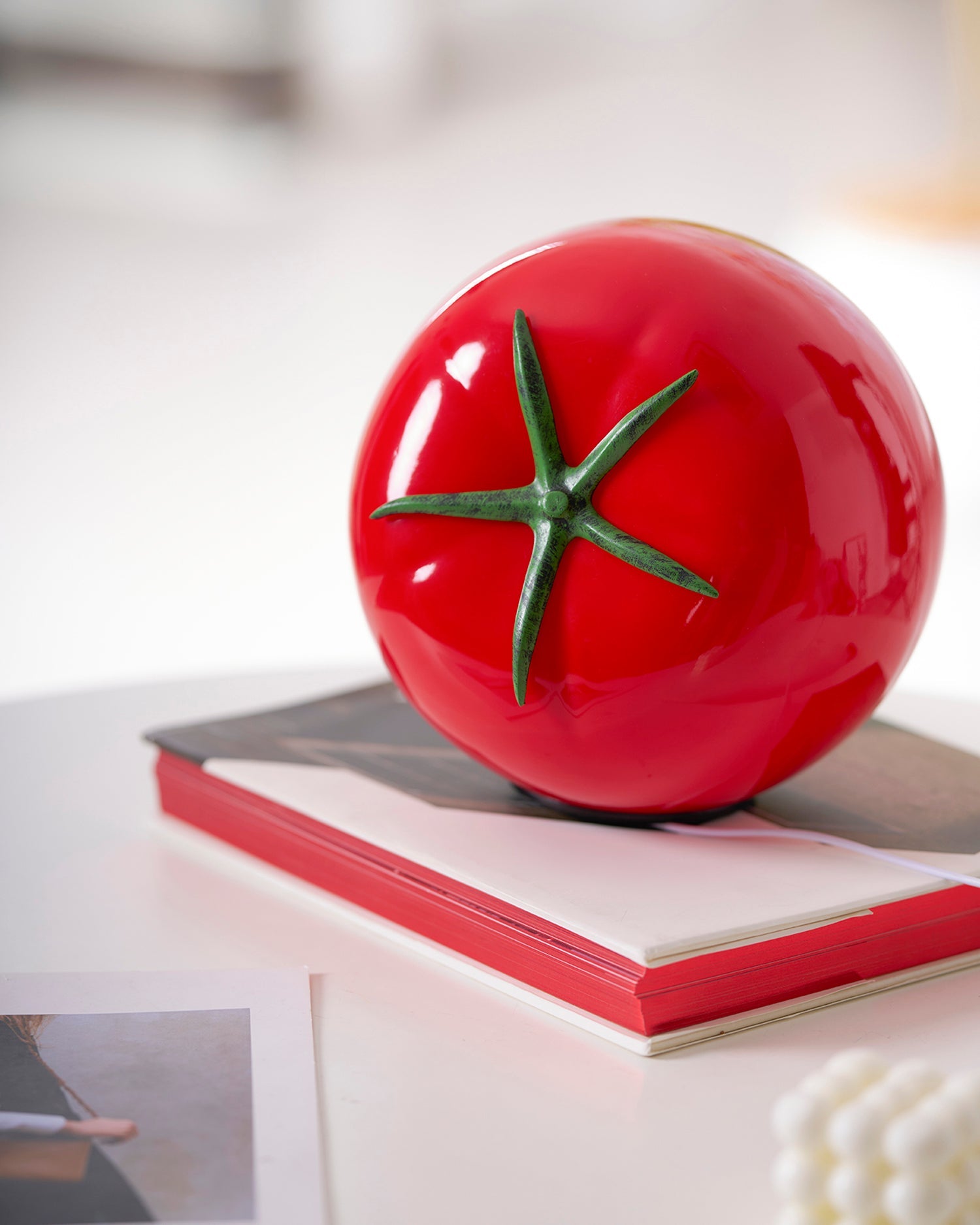 Halearey Tomato Table Lamp
