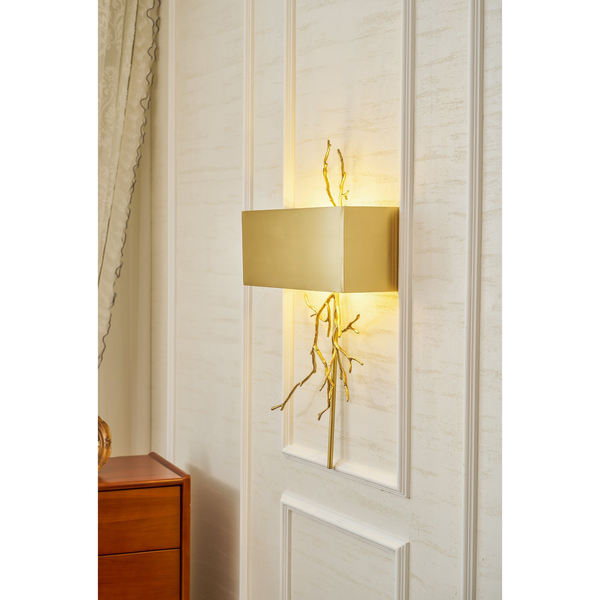 Wilova Branch Wall Light