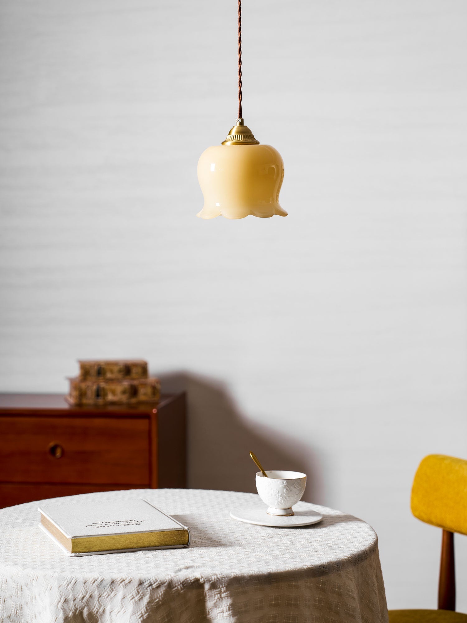 Emaley Flower Pendant Light