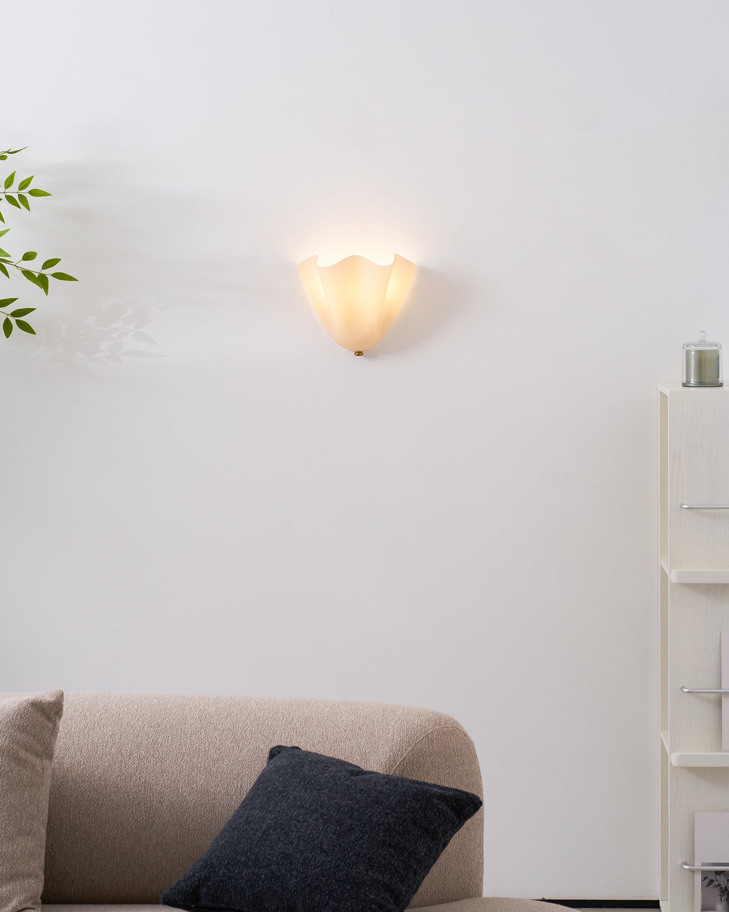 Emuna Shell shape Wall Light