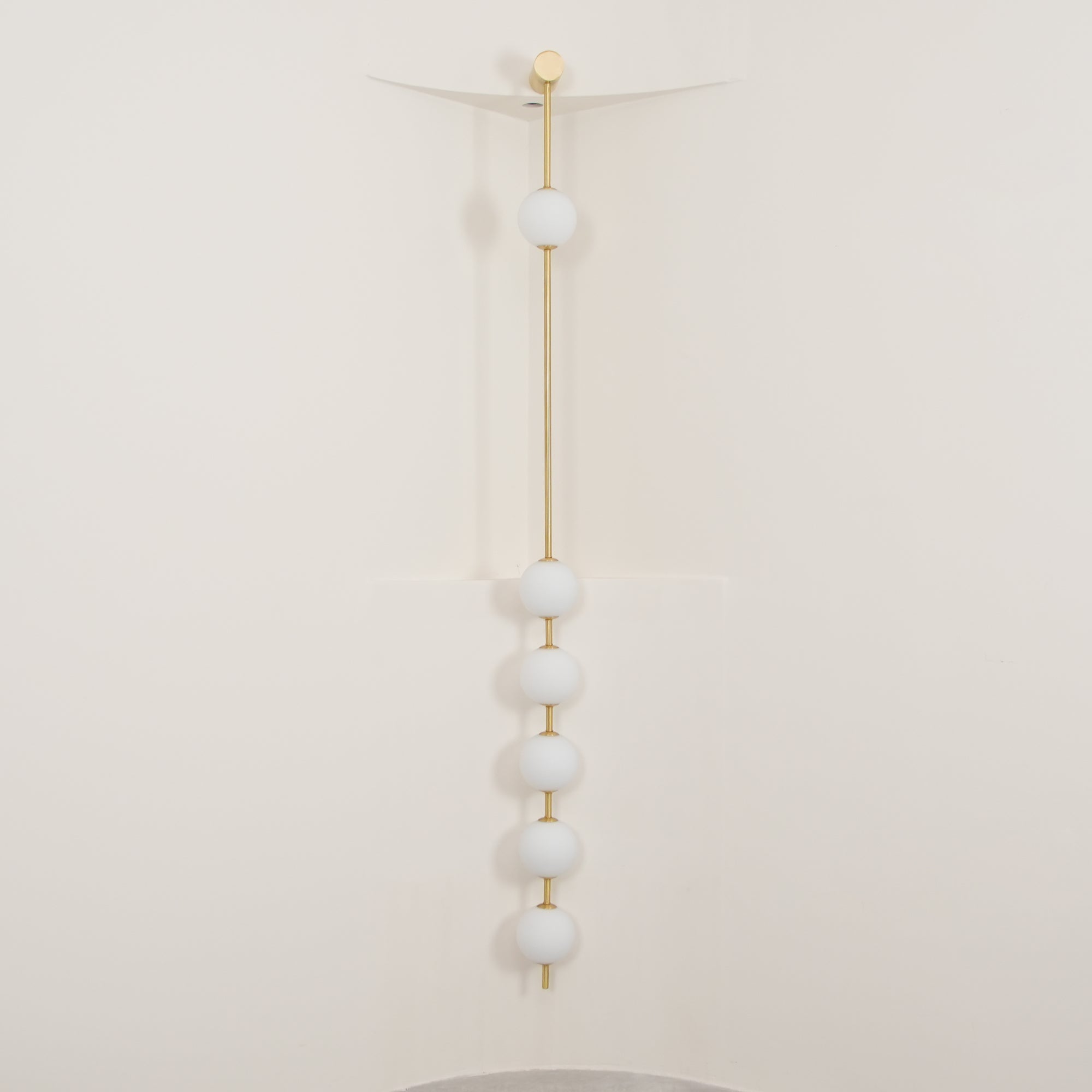 Roton Globe Wall Light