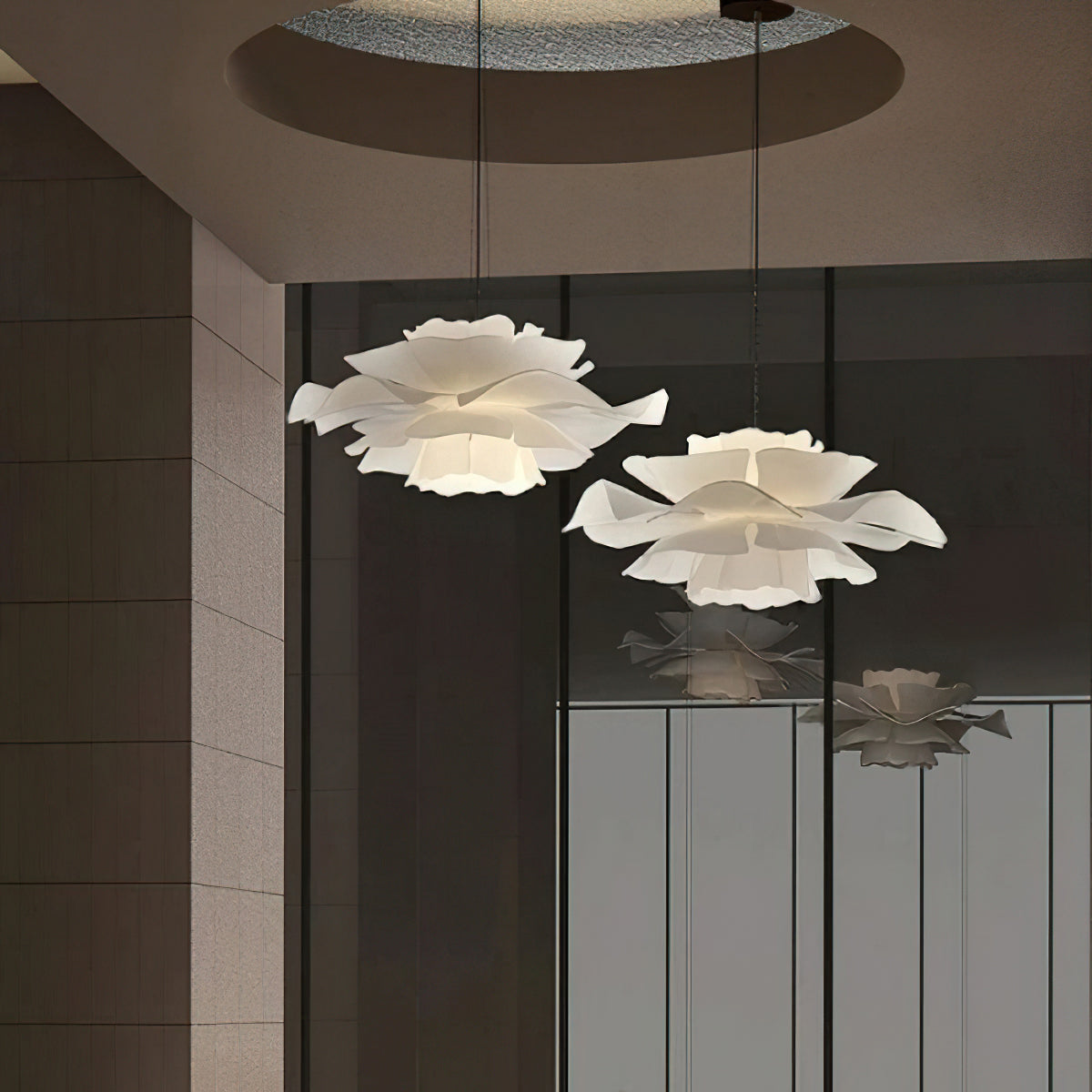 Oakin Lotus Pendant Light